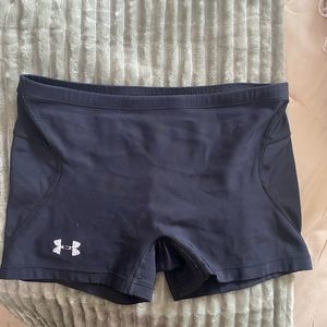 Under armour spandex size small, slightly worn